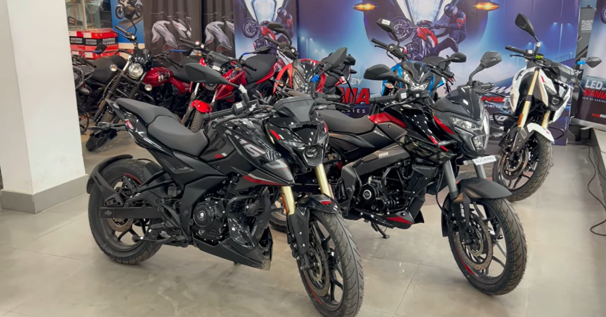 Bajaj Pulsar NS160 Is Perfect Blend of Power, Style, and Efficiency